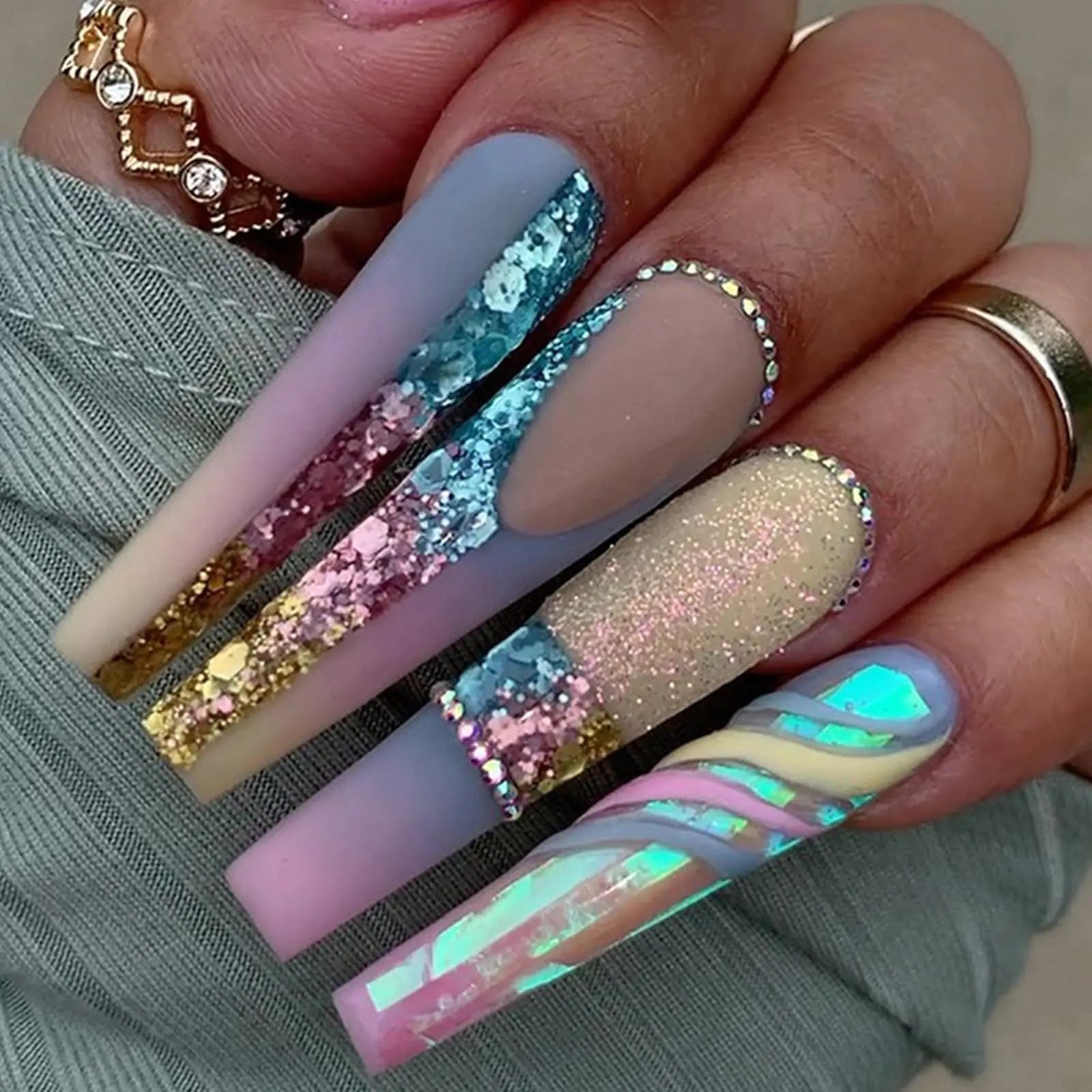 French Tip Press on Nails Long Coffin Fake Nails with Glitter & Rhinestone Designs Acrylic Nails Press ons Glossy Glue on Nails Full Cover Artificial Stick on Nails for Women 24Pcs
